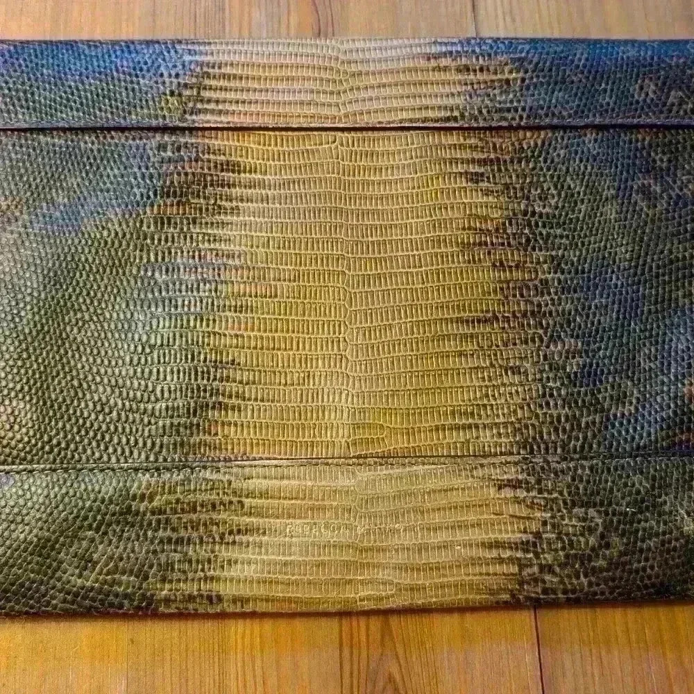 Rebecca Minkoff Envelope Clutch Zipper Trim - Picture 2 of 7
